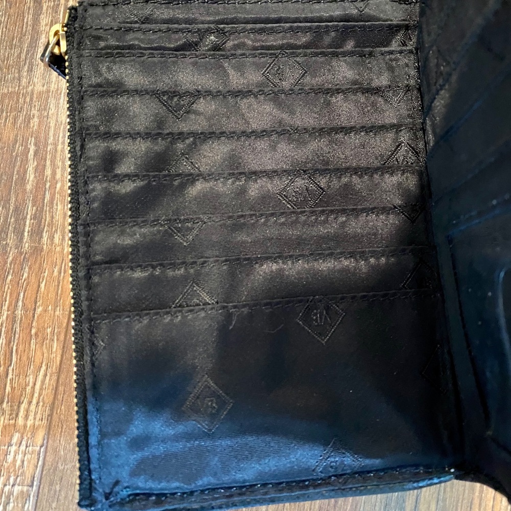 VERA BRADLEY Modern Lights Push Lock Wallet - Picture 9 of 11